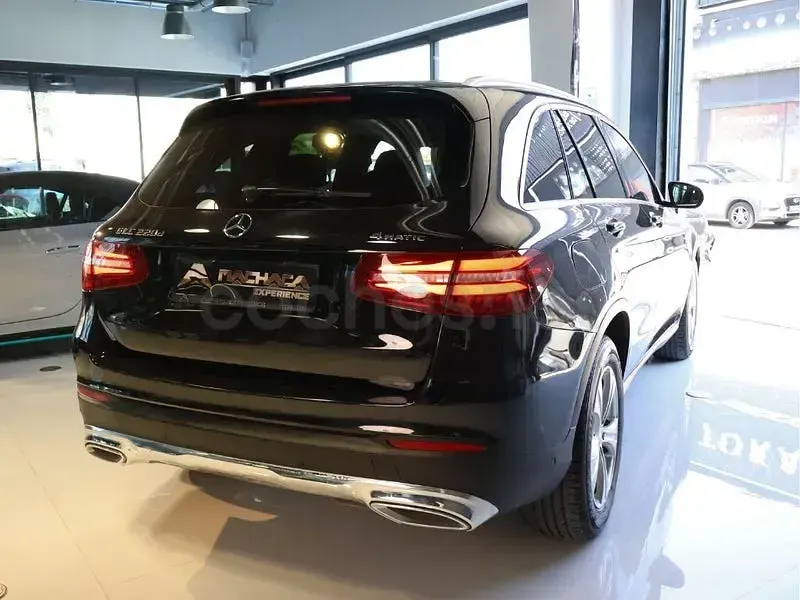 Usado Mercedes GLC220 170 CV (125 kW) 2017 Negro SUV