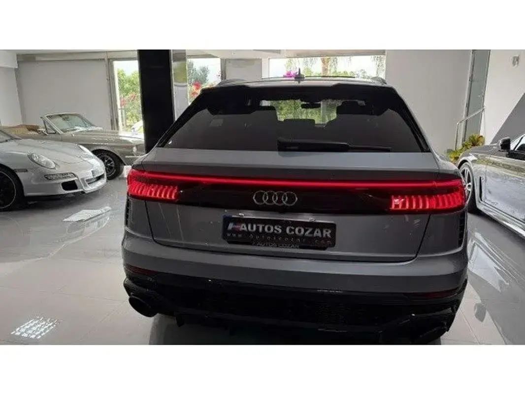 Usado Audi Q8 Sport 600 CV (441 kW) 2020 Gris SUV