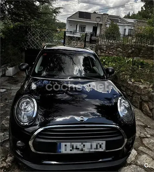 Usado Mini ONE 102 CV (75 kW) 2015 Negro Utilitario