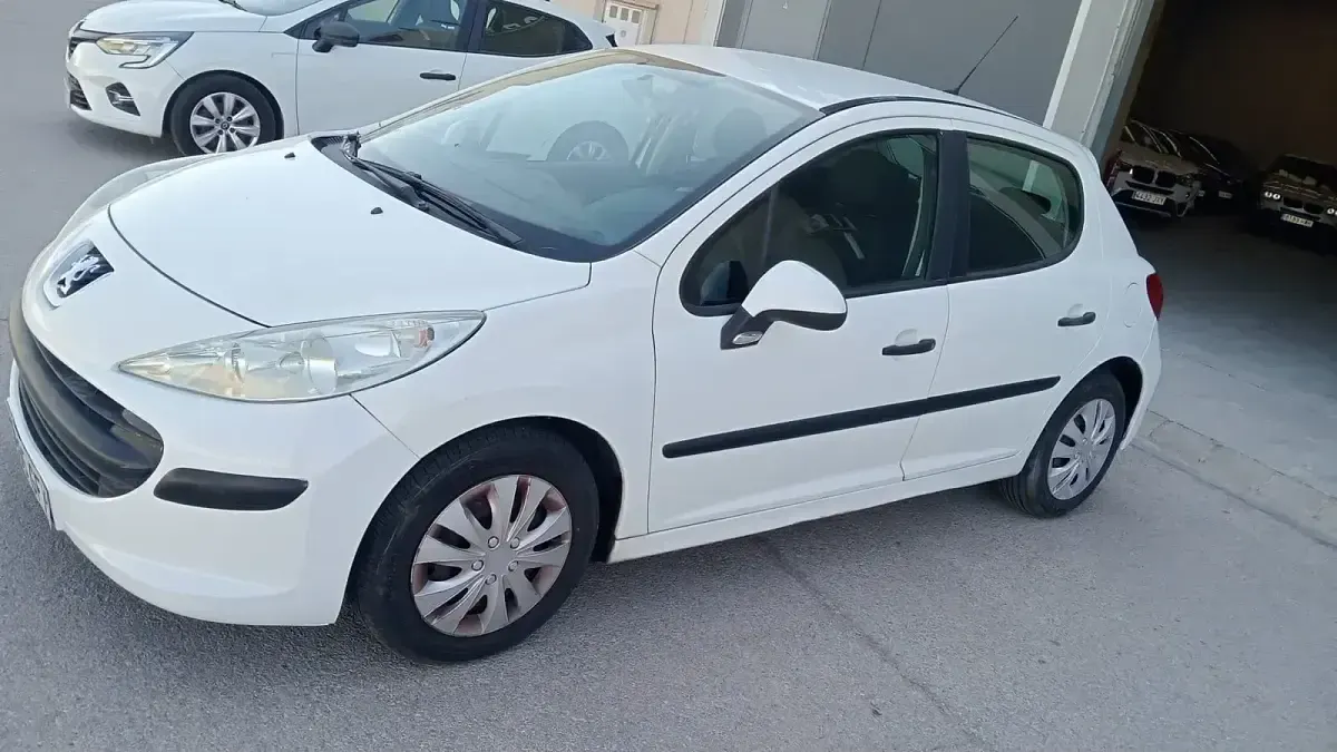 Usado Peugeot 207 70 CV (51 kW) 2009 Utilitario