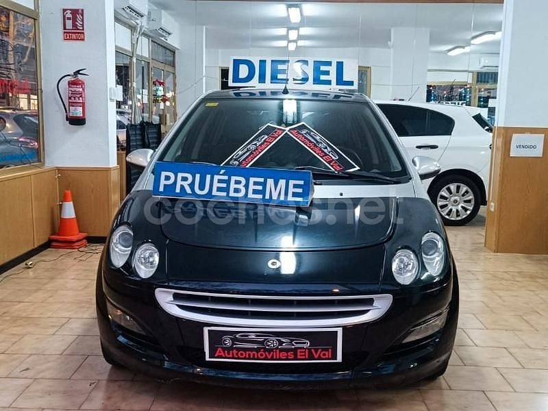 Negro Usado 2005 Smart ForFour Passion Utilitario | 2990 € (Precio justo) - Imagen 1/4