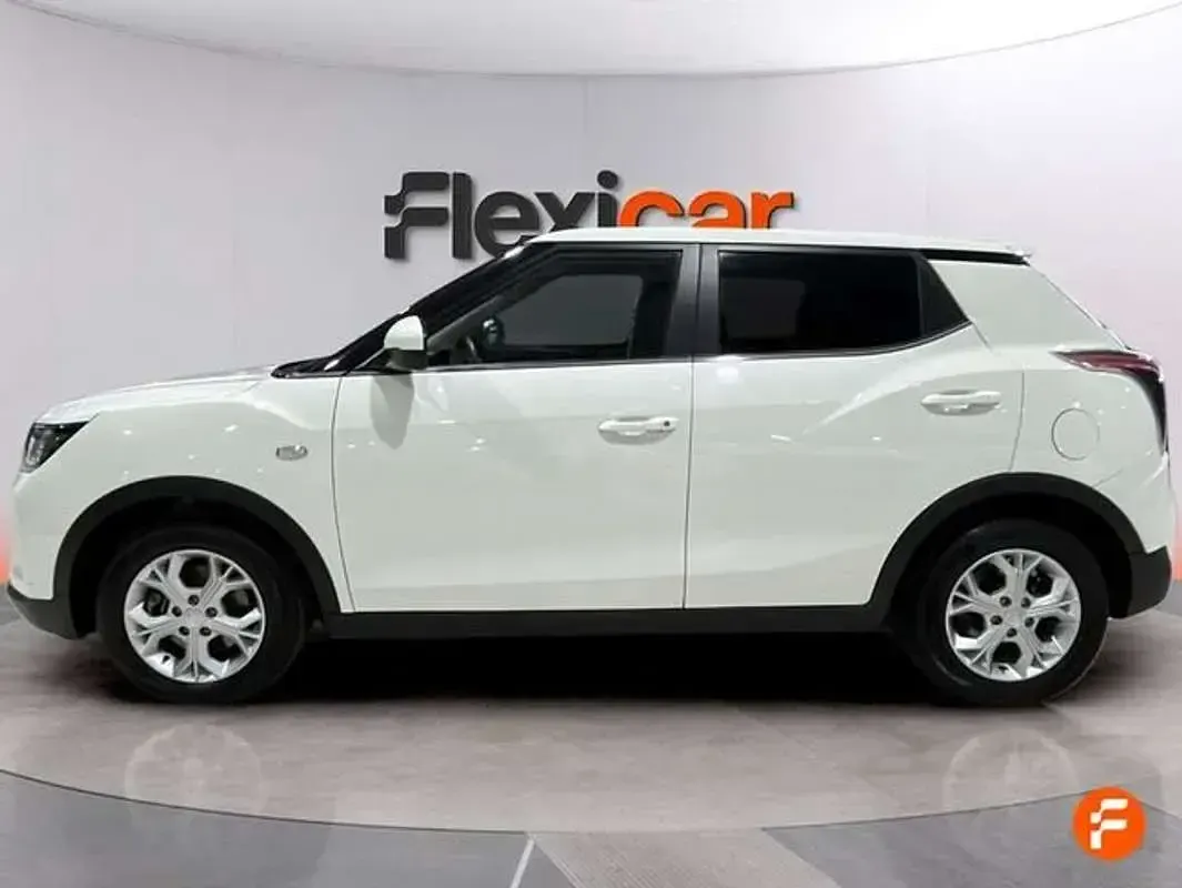 Usado SsangYong Tivoli 150 CV (110 kW) 2024 Blanco SUV