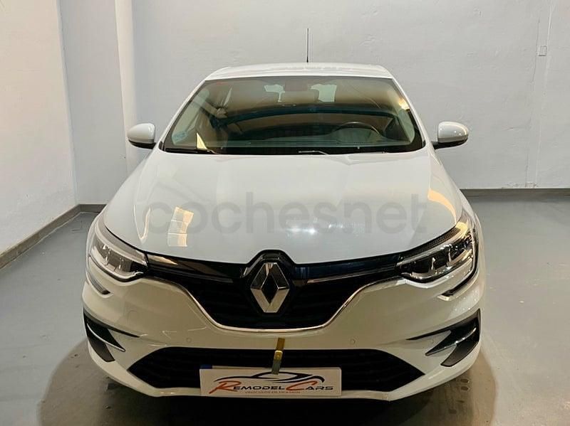 Usado Renault Mégane IV Business 115 CV (84 kW) 2021 Blanco Berlina