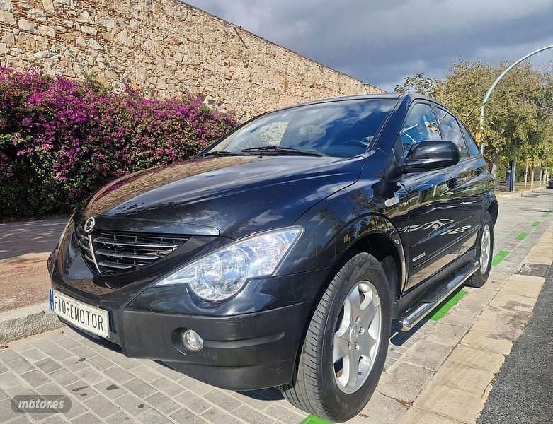 Usado Ssangyong (KGM) Actyon 140 CV (102 kW) 2009 Negro SUV