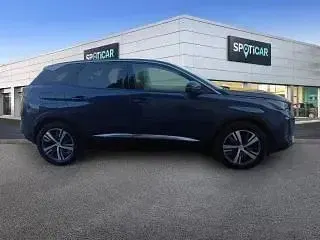 Usado Peugeot 3008 Allure 131 CV (96 kW) 2021 Azul SUV