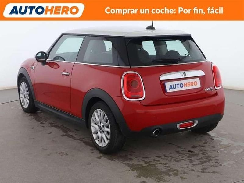 Usado Mini Cooper D 116 CV (85 kW) 2015 Rojo Utilitario