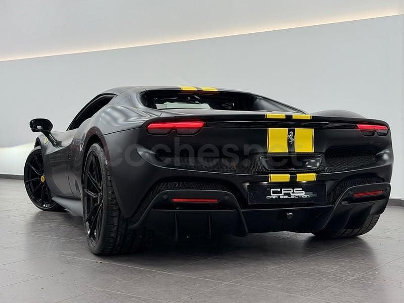 Usado Ferrari 296 830 CV (610 kW) 2023 Negro Coupe