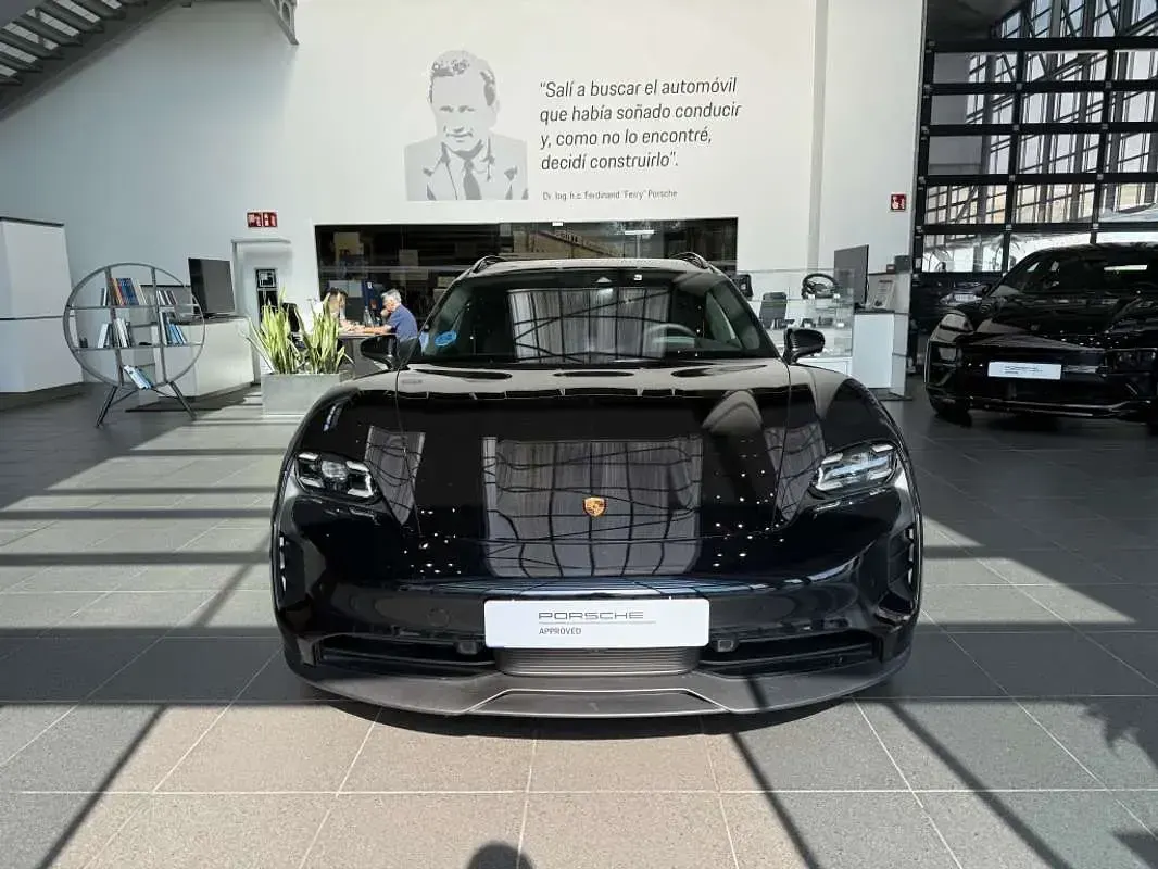 Usado Porsche Taycan GTS Sport Turismo Sport Turismo 439 kW (598 CV) 2022 Negro Familiar