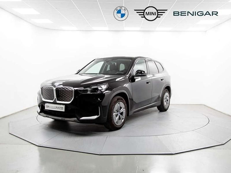 Negro Usado 2025 BMW iX1 SUV | 38.900 € - Imagen 1/4