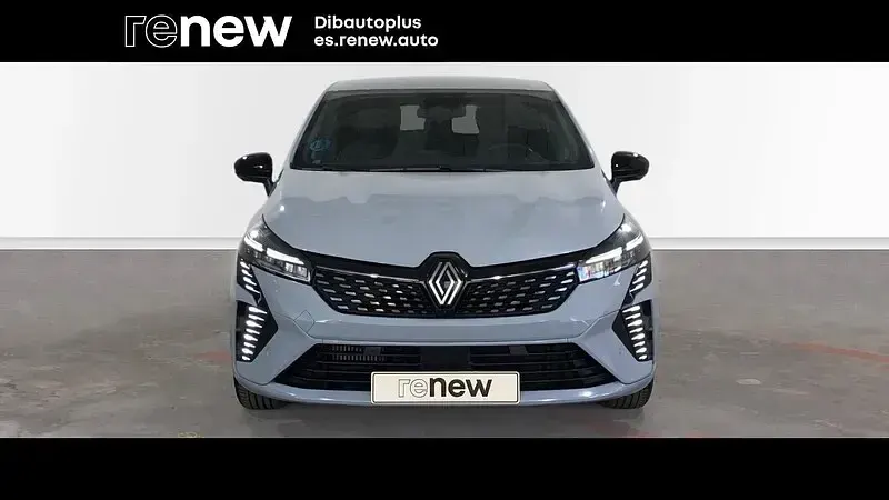 Usado Renault Clio V Techno 100 CV (73 kW) 2025 Gris Berlina