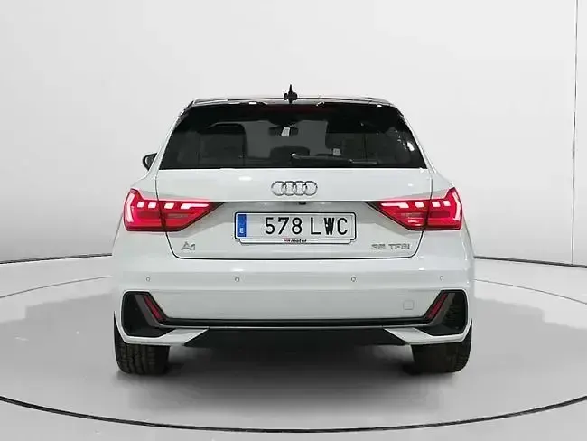 Usado Audi A1 150 CV (110 kW) 2022 Blanco SUV