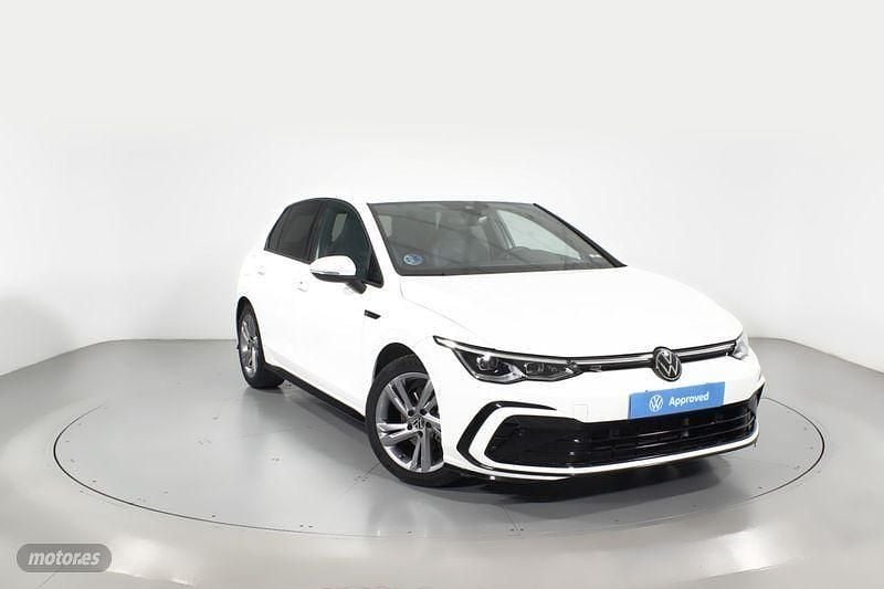 Blanco Usado 2024 VW Golf VIII R-line Berlina | 30.700 € (Precio justo) - Imagen 1/4
