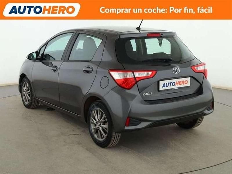 Brugt Toyota Yaris Active 110 HK (80 kW) 2017 Grå Sedan