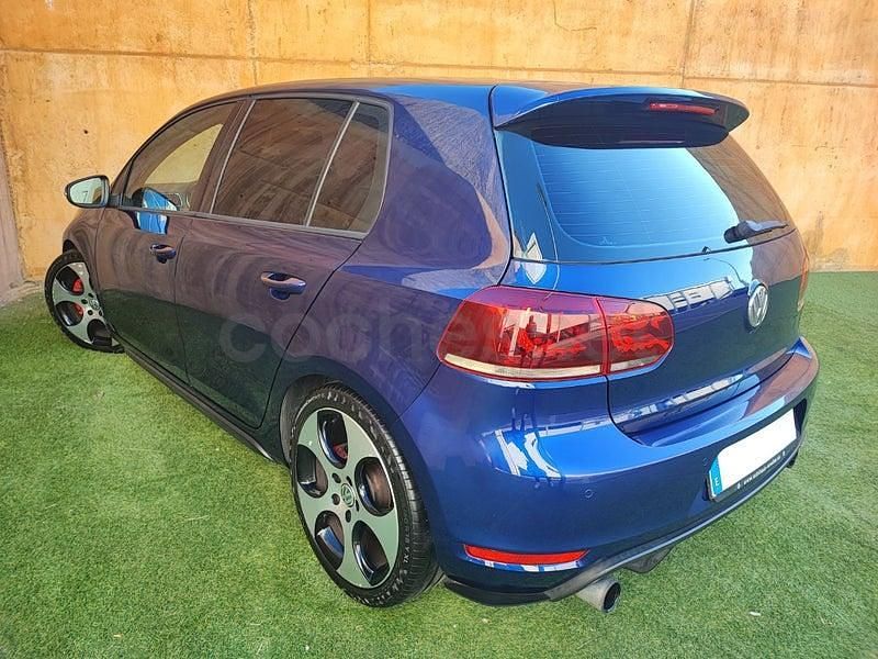 Usado VW Golf VI GTI 210 CV (154 kW) 2011 Azul Utilitario