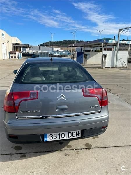 Usado Citroën C5 110 CV (80 kW) 2004 Gris / plata Berlina