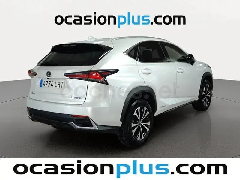 Usado Lexus NX300h 197 CV (144 kW) 2021 Blanco SUV