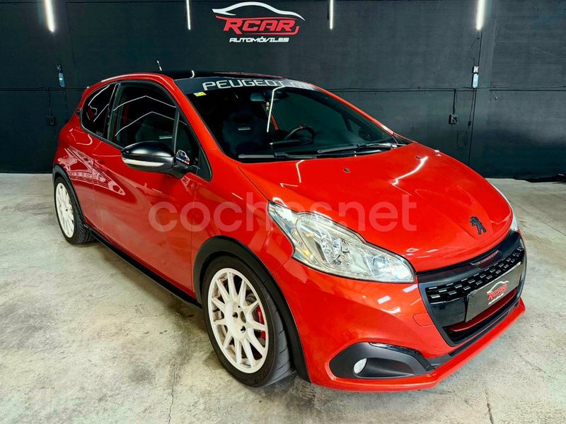 Rojo Usado 2018 Peugeot 208 GTi by Peugeot Sport Utilitario | 23.490 € - Imagen 1/4