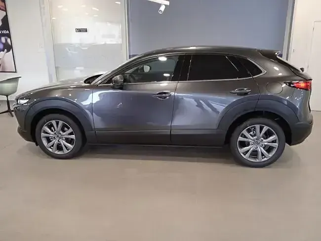 Usado Mazda CX-30 Exclusive-Line 122 CV (89 kW) 2024 Gris SUV