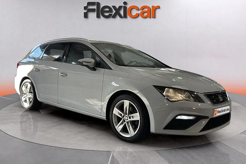 Usado Seat Leon FR 150 CV (110 kW) 2017 Blanco Berlina