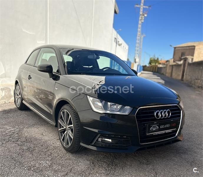 Usado Audi A1 Black Edition 125 CV (91 kW) 2016 Negro Berlina