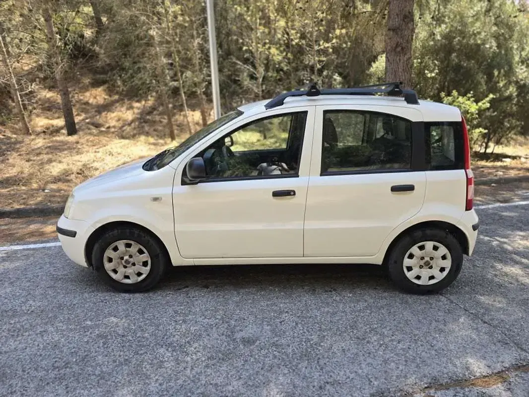 Usado Fiat Panda Lounge 69 CV (50 kW) 2013 Blanco Utilitario