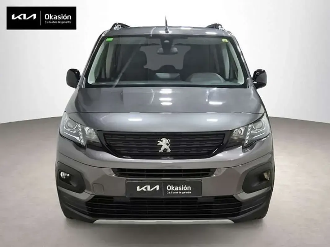 Usado Peugeot Rifter GT 131 CV (96 kW) 2022 Gris Monovolumen