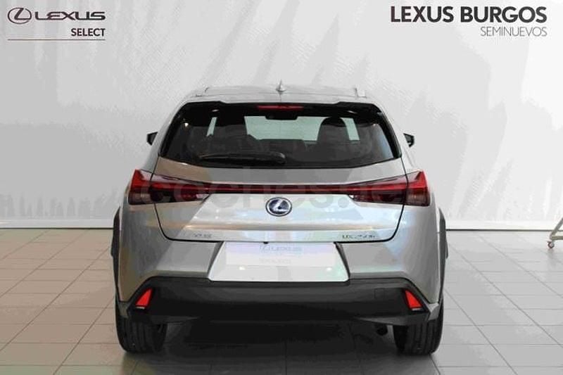Usado Lexus UX Business Edition 184 CV (135 kW) 2022 Gris / plata SUV
