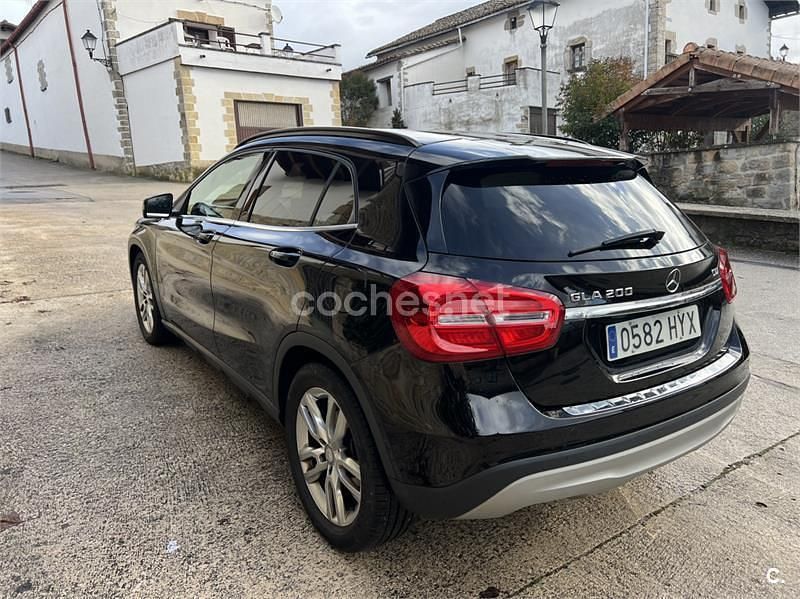 Usado Mercedes GLA200 Edition 1 136 CV (100 kW) 2014 Negro SUV