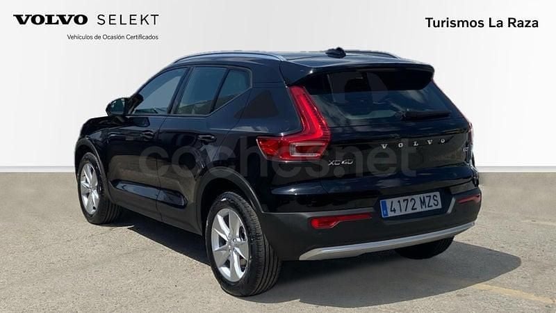 Nuevo Volvo XC40 Core 163 CV (119 kW) 2025 Negro SUV