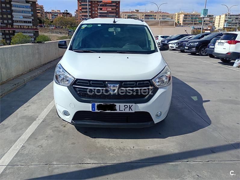 Usado Dacia Lodgy 115 CV (84 kW) 2021 Blanco Monovolumen