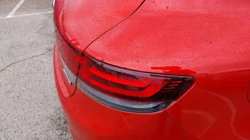 Usado Renault Mégane Zen 160 CV (117 kW) 2021 Rojo Berlina