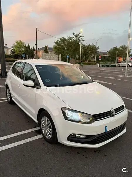Usado VW Polo Edition 75 CV (55 kW) 2016 Blanco Berlina