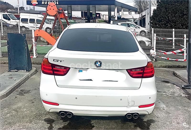 Usado BMW 318 Gran Turismo 143 CV (105 kW) 2013 Blanco Berlina