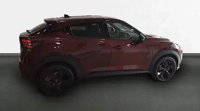 Usado Nissan Juke Tekna 114 CV (83 kW) 2024 Burgundy (metalizado) SUV