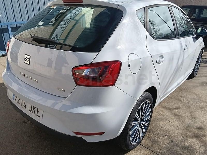 Usado Seat Ibiza CONNECT 90 CV (66 kW) 2016 Blanco Berlina