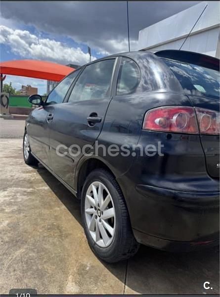 Usado Seat Ibiza 75 CV (55 kW) 2005 Negro Berlina