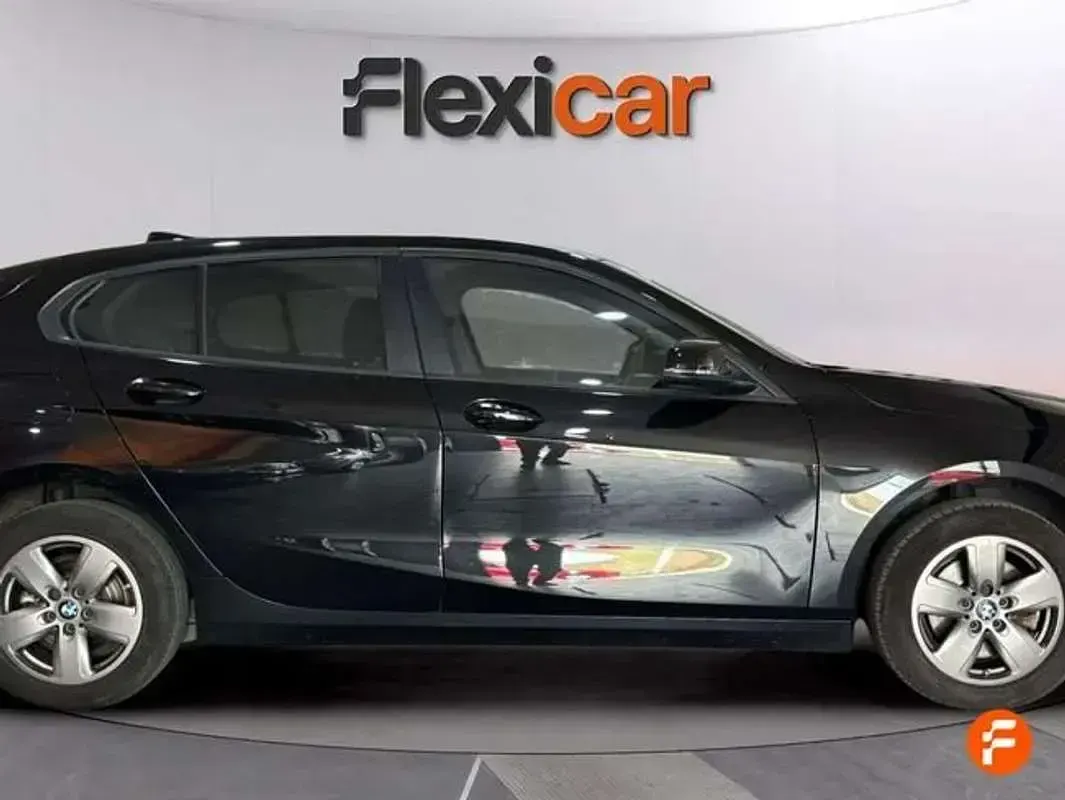 Usado BMW 116 116 CV (85 kW) 2021 Negro Utilitario