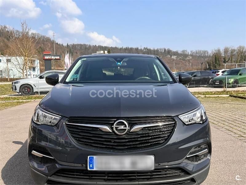 Usado Opel Grandland X Ultimate 130 CV (95 kW) 2019 Gris / plata SUV