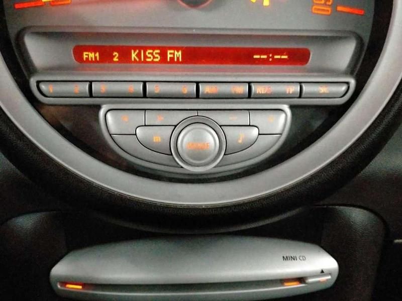 Usado Mini ONE 75 CV (55 kW) 2010 Rojo Utilitario