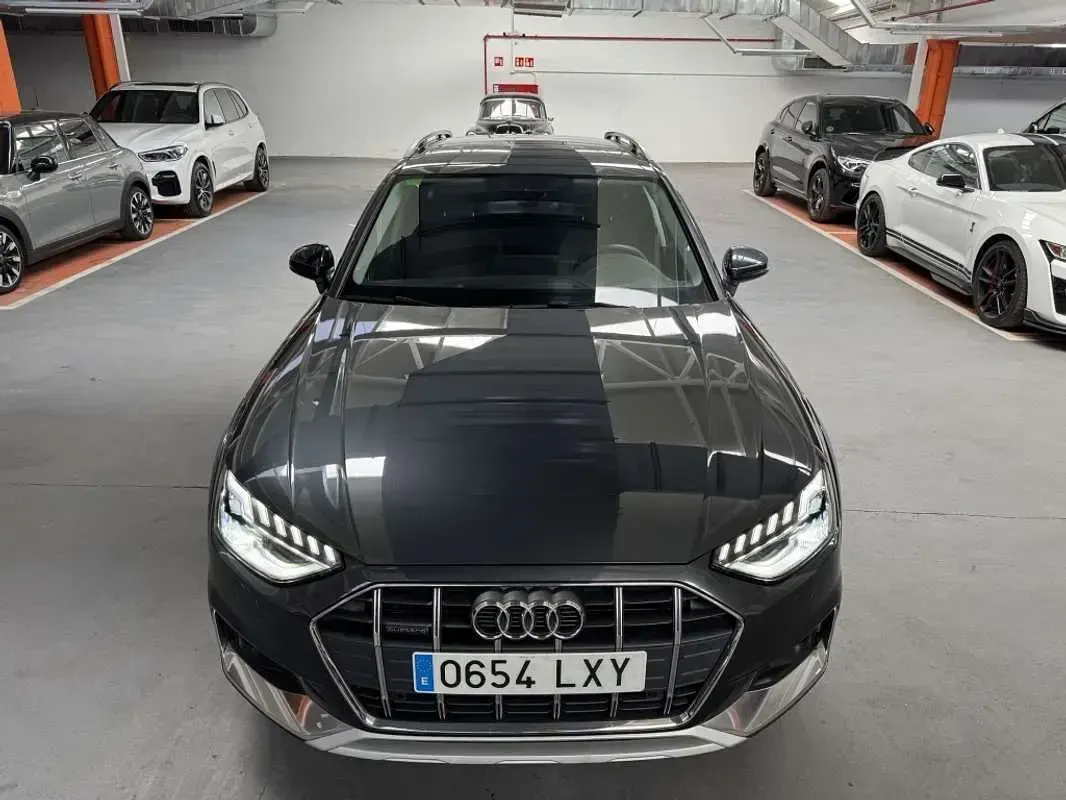 Usado Audi A4 Allroad Ambiente 204 CV (150 kW) 2022 Gris Familiar