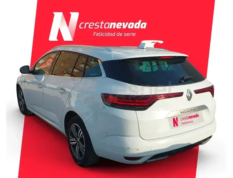 Usado Renault Mégane GrandTour Zen 115 CV (84 kW) 2021 Blanco Familiar