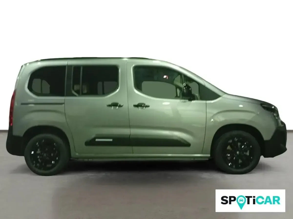 Usado Citroën Berlingo 102 CV (75 kW) 2024 Gris Monovolumen