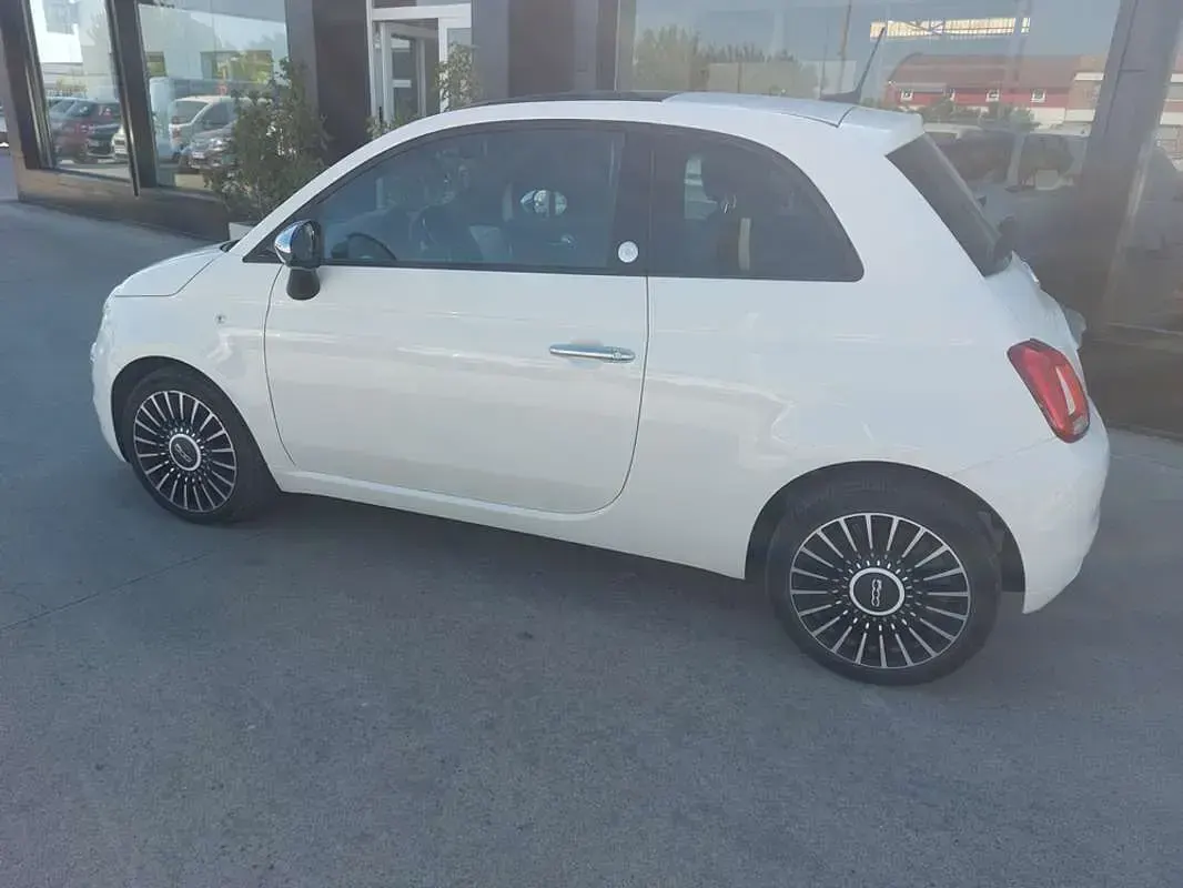 Usado Fiat 500 Launch Edition 69 CV (50 kW) 2021 Blanco Utilitario
