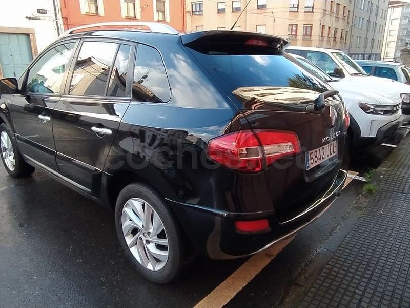 Usado Renault Koleos LIMITED 150 CV (110 kW) 2015 Negro SUV