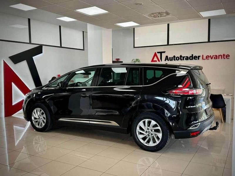 Usado Renault Espace Zen 160 CV (117 kW) 2015 Negro Monovolumen
