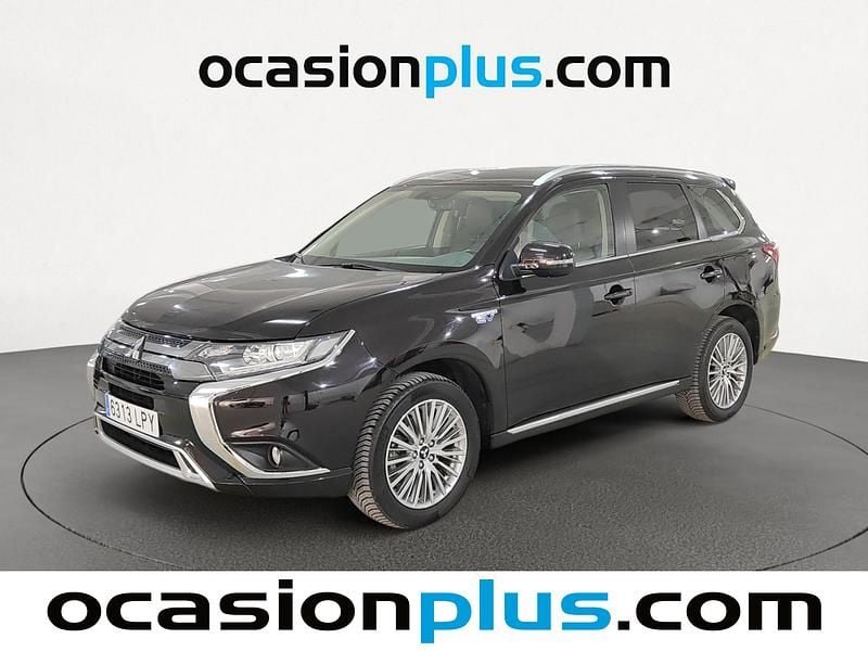 Negro Usado 2021 Mitsubishi Outlander P-HEV Motion SUV | 23.082 € (Buen precio) - Imagen 1/4