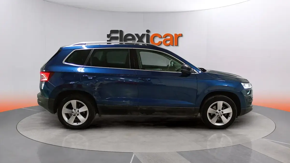 Usado Skoda Karoq Ambition 116 CV (85 kW) 2019 Azul SUV