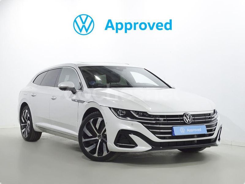 Blanco Usado 2023 VW Arteon R-line Familiar | 42.900 € (Un poco caro) - Imagen 1/4