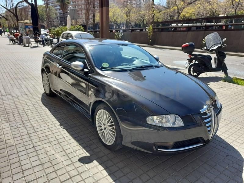 Usado Alfa Romeo GT 150 CV (110 kW) 2007 Negro Coupe