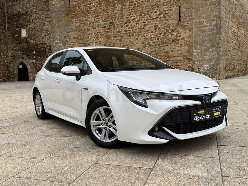 Usado Toyota Corolla Style 122 CV (89 kW) 2021 Blanco Berlina